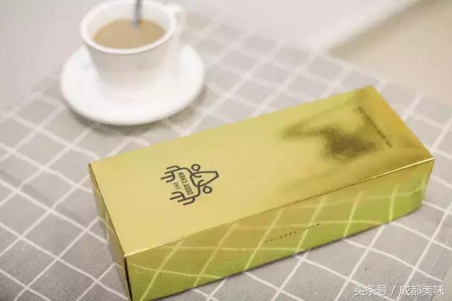 1月仅售7天的芝士条，身家过亿照样排队！谁给你的自信？