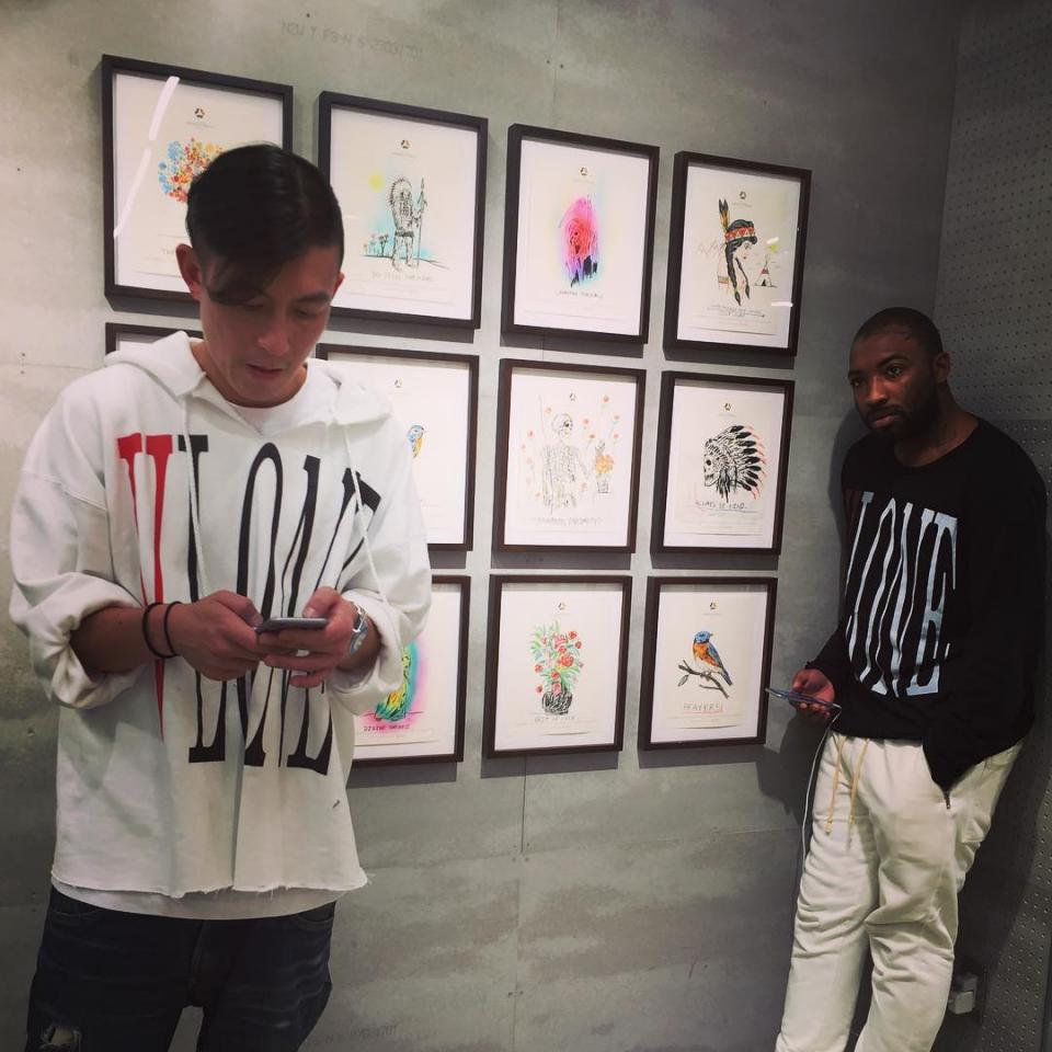 跟着这两人学穿搭，刷街名单肯定有你