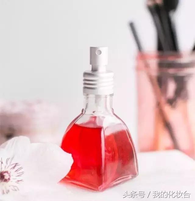 用了这么多护肤品还是没有效果,皮肤到底要不要用那么多护肤品