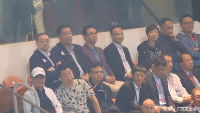 中国香港东方vs广州恒大,香港东方对战广州恒大赛后球迷