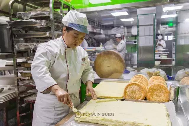 正宗的法式拿破仑什么样 (北京最好吃的拿破仑测评)