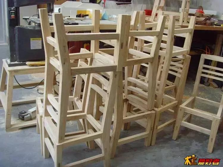 坐着轮椅入了坑——《轮椅上的木匠》