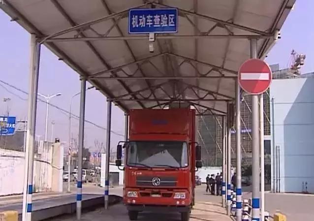 货车年审轮胎有点伤有影响吗,货车轮胎年检通不过怎么办