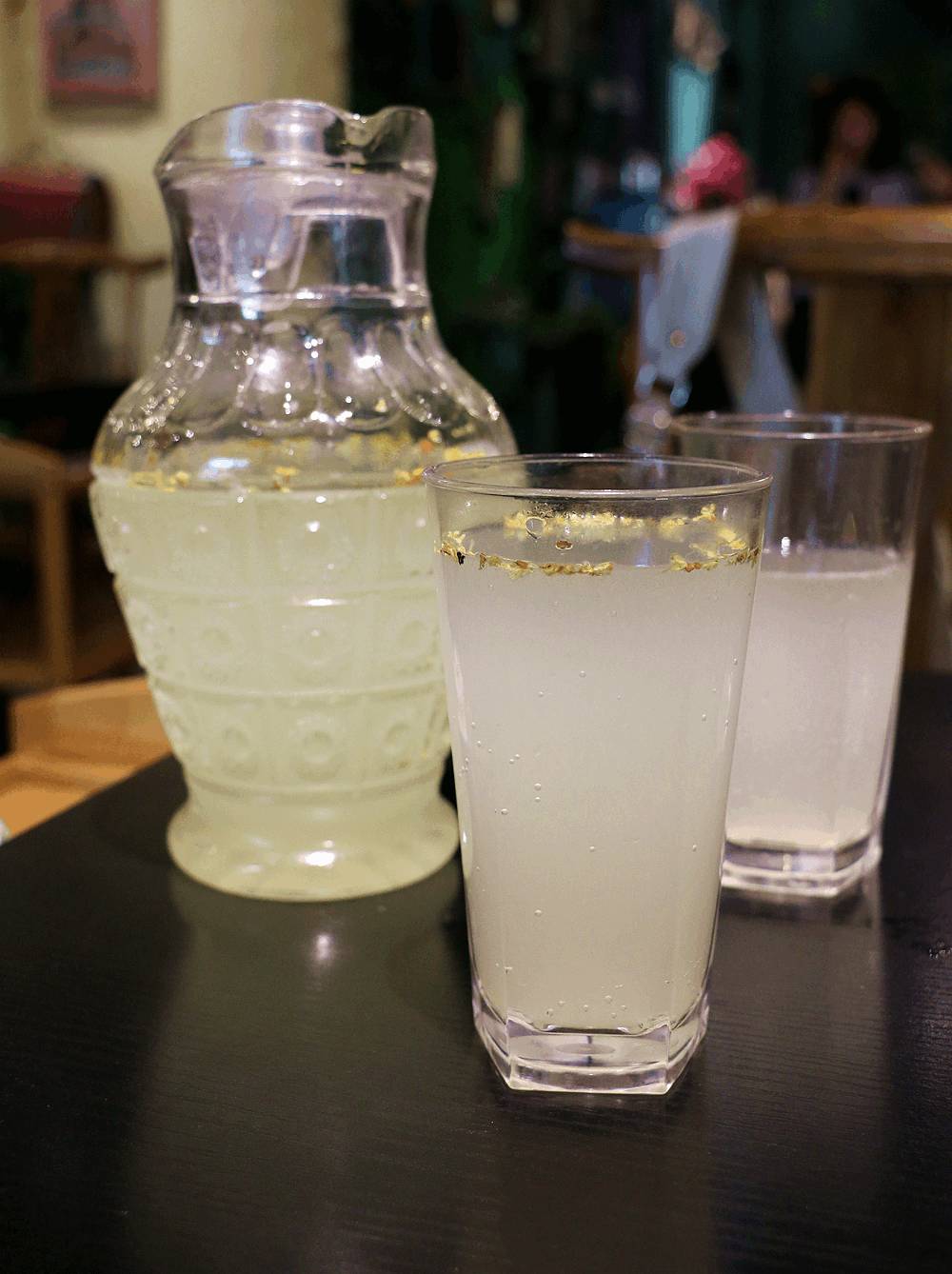 一不谨慎美成自拍圣地！说这是吃火锅的谁信？