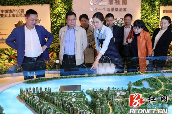 来了新闻早班车每天更新,来了今日新闻早班车