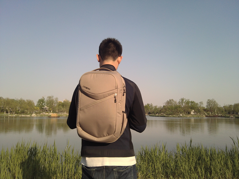 探路者户外正品轻薄双肩轻便背包,探路者斜背包