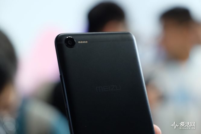 魅族魅蓝e2小窗,魅蓝e2灯怎么设置