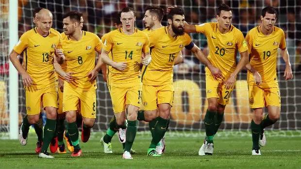 它来自英国貌美如大牌，卖的鞋包却这么便宜，某宝就能买到！