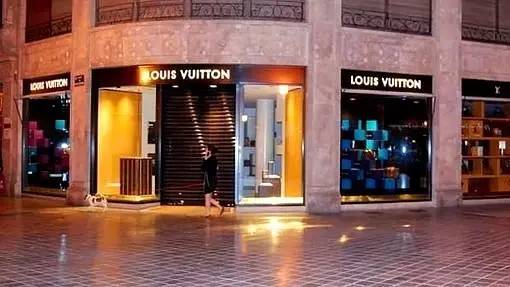 瓦伦西亚购物必买清单,瓦伦西亚周日去哪购物