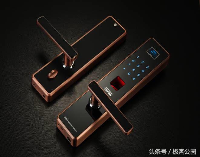 装上这把「秒开」的门锁，感觉记性不好的我得到了拯救