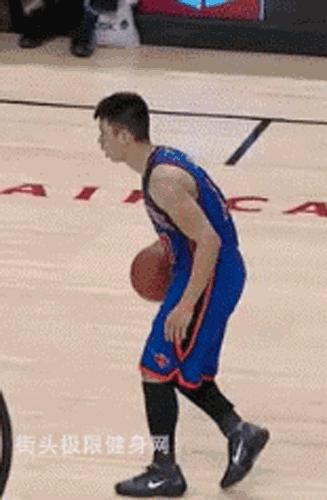 深蹲好处多如何做标准深蹲,深蹲的好处和坏处深蹲的正确姿势