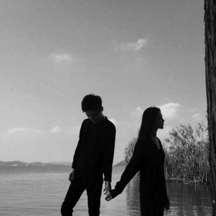 发现女朋友是初恋怎么办,怎么分辨直女和百合