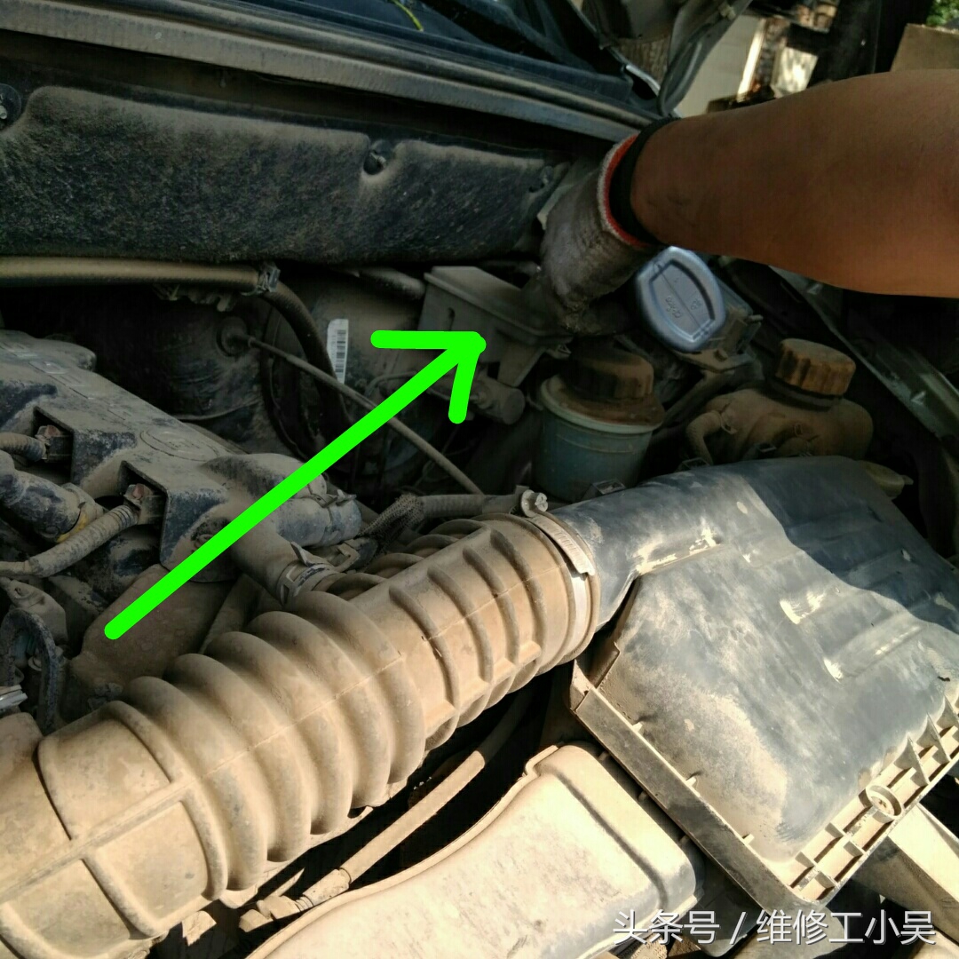 停车脚刹不灵,汽车机械脚刹不灵怎么解