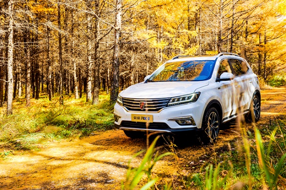 荣威i6耗油打破吉尼斯纪录,荣威i6加满油能跑多少公里