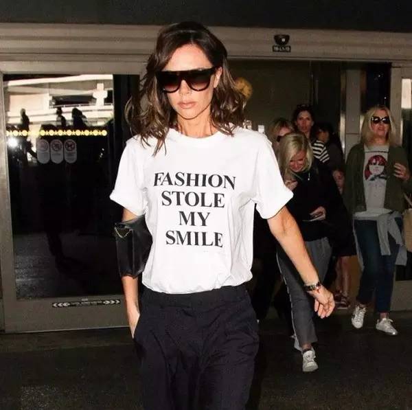 今年最潮的衣服,今年最流行的衣服30多岁穿的