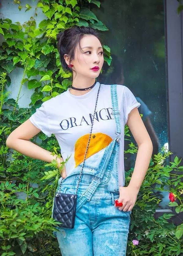 今年最潮的衣服,今年最流行的衣服30多岁穿的