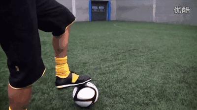 足球技巧长传,足球基本过人拉球技巧讲解