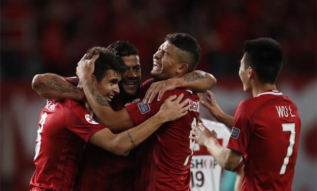 胡尔克阿德里亚诺,胡尔克个人资料