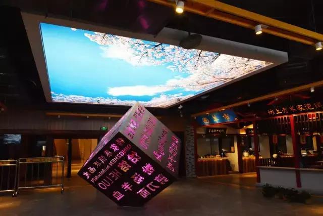 吃喝君亲测西北首家万象城，吃喝玩乐带你一网打尽！