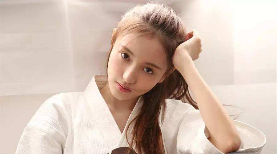 发现女朋友是初恋怎么办,怎么分辨直女和百合