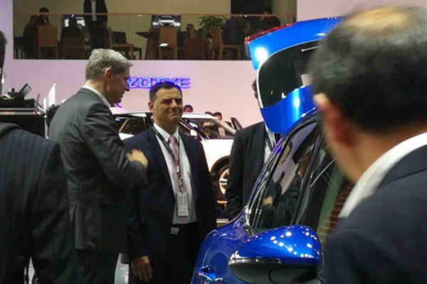 保时捷总裁走错展台,保时捷总裁误认众泰