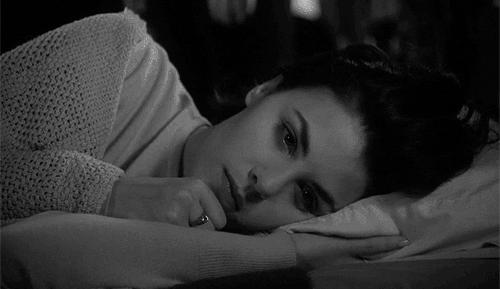 为什么想睡的时候不睡就不想睡了,为什么想睡睡不着头还疼