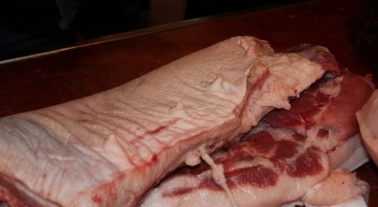 为什么有些人吃不了母猪肉,为什么说不能吃母猪肉