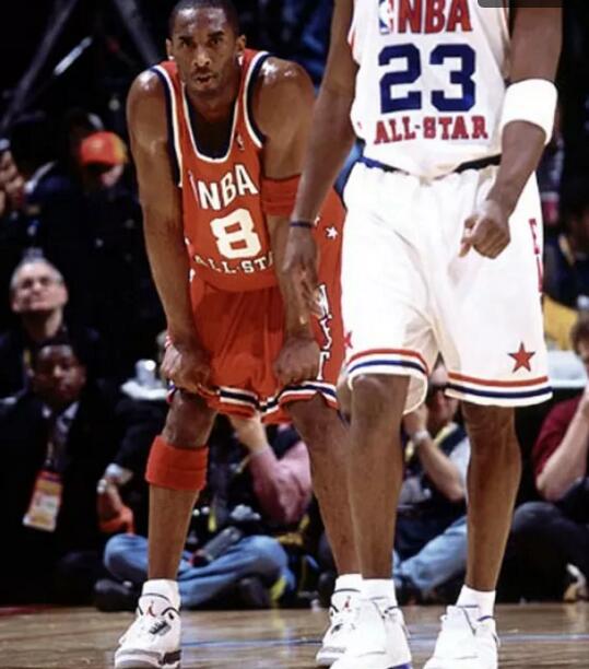 科比为什么没有新的球鞋系列,科比真正意义上的第一双耐克