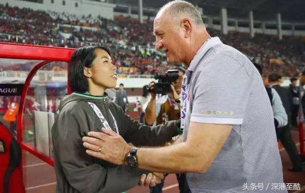 就不信邪，最后她在男人的世界里闯出了一片天