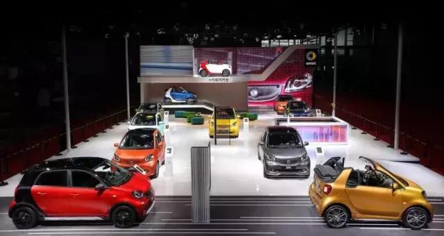 特别的爱给特别的TA，smart玩转定制风潮