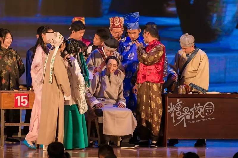 昆十中校园表演,校园话剧活动报道