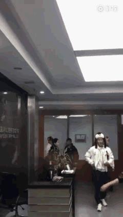 跑男大连完整版,跑男录制行程第三次