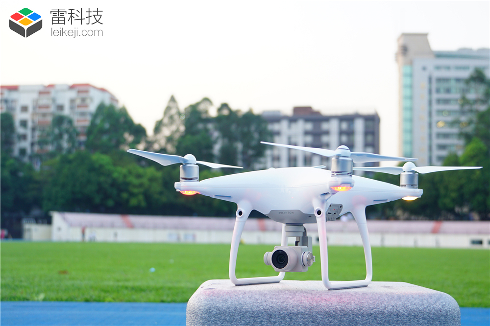 大疆无人机精灵4无人机深度评测,大疆精灵4飞行评测