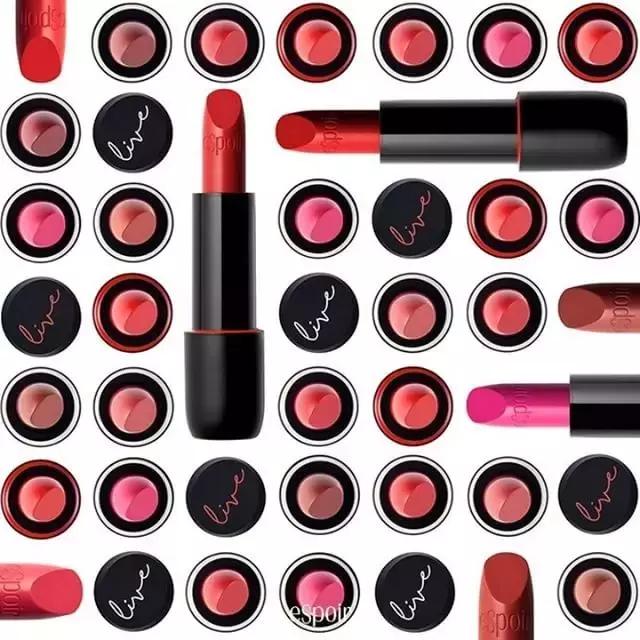 mac气垫遮瑕怎么样 (mac哪个色号适合淡妆或裸妆)