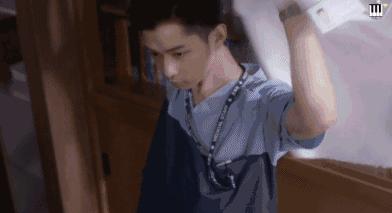 哥哥太爱我了怎么办在线看,哥哥太爱我了怎么办免费