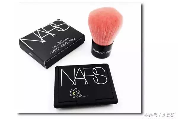 这几个化妆包里必备的，好用且值得回购的彩妆品，你都有了吗？