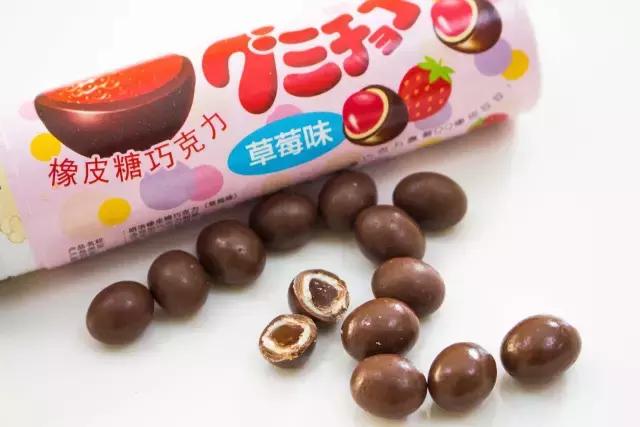 十款全球公认的爆款零食,40款零食测评胖了10斤的含泪推荐