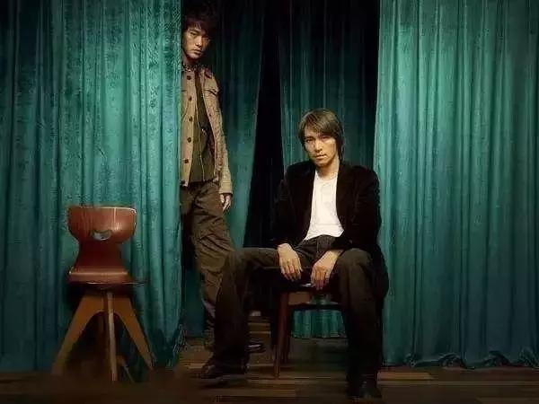 神似李小龙小伙子,长相酷似李小龙的人