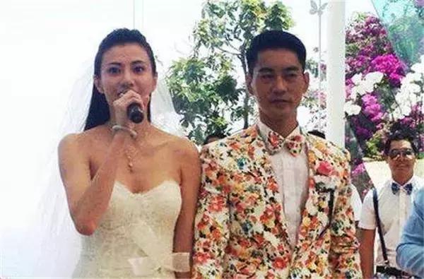 神似李小龙小伙子,长相酷似李小龙的人