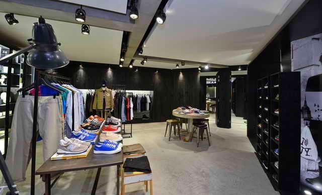 香港购物必去的地方推荐潮牌,香港潮人潮牌店