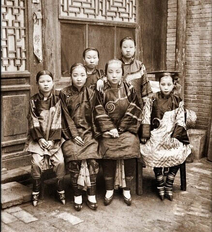 古代女子缠足对生活的影响,古代女人缠脚有哪些好处