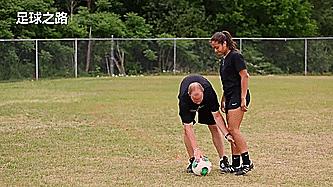 正脚背射门为什么找不准部位,正脚背射门为什么总是绵软无力