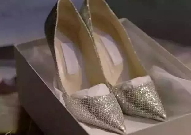 jimmychoo属于什么档次,jimmychoo春夏品牌发布会