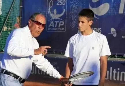 做一个网球教练,网球教练有吗