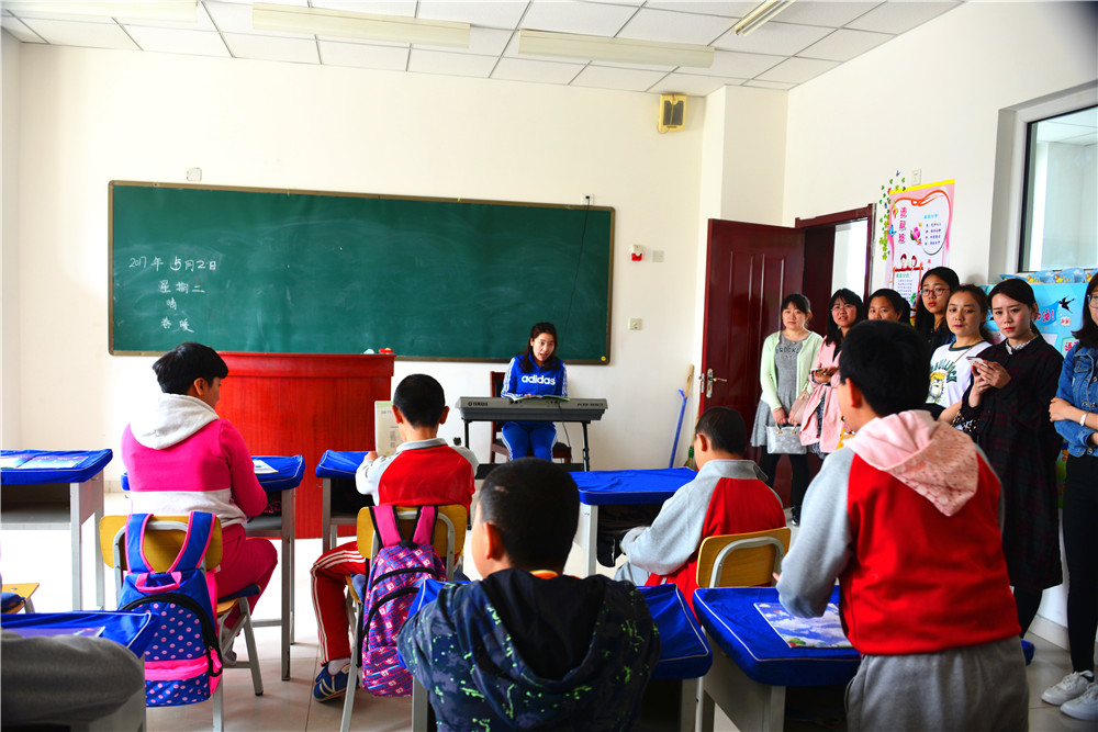 锡林南路小学,呼和浩特市特殊学校小学