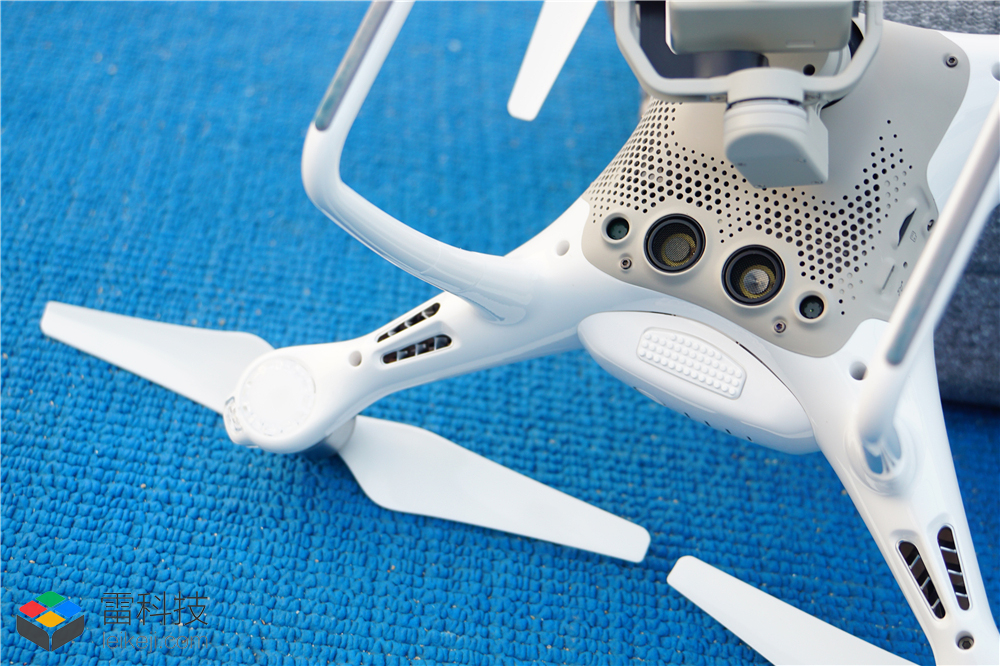 大疆无人机精灵4无人机深度评测,大疆精灵4飞行评测