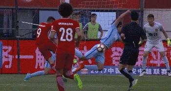 眼瞎裁判误判,睁眼瞎裁判