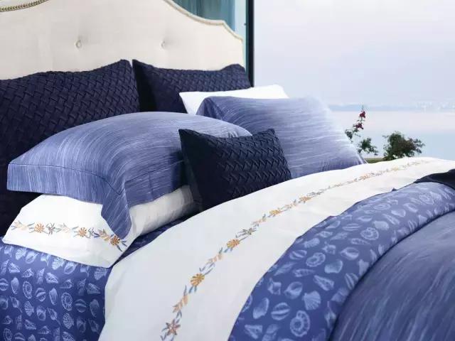 怎么区分纯棉还是化纤,怎么区分纯棉还是化纤衣服