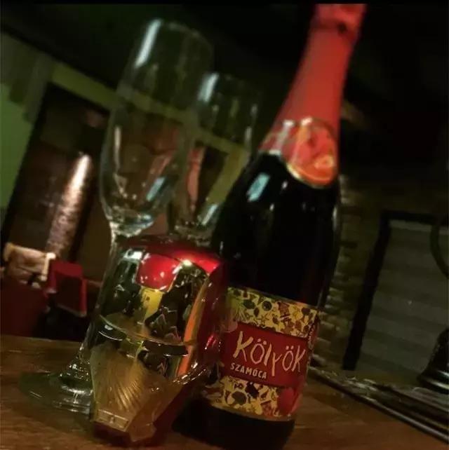 天津可以看球赛撸串的地方,在天津津南喝酒看球