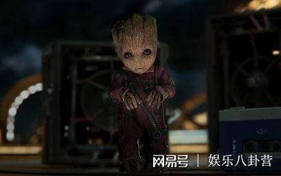 银河护卫队小树人被关在鸟笼,银河护卫队2片段